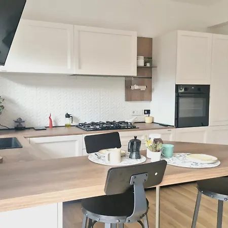 Near Cozy Duplex * Venedig